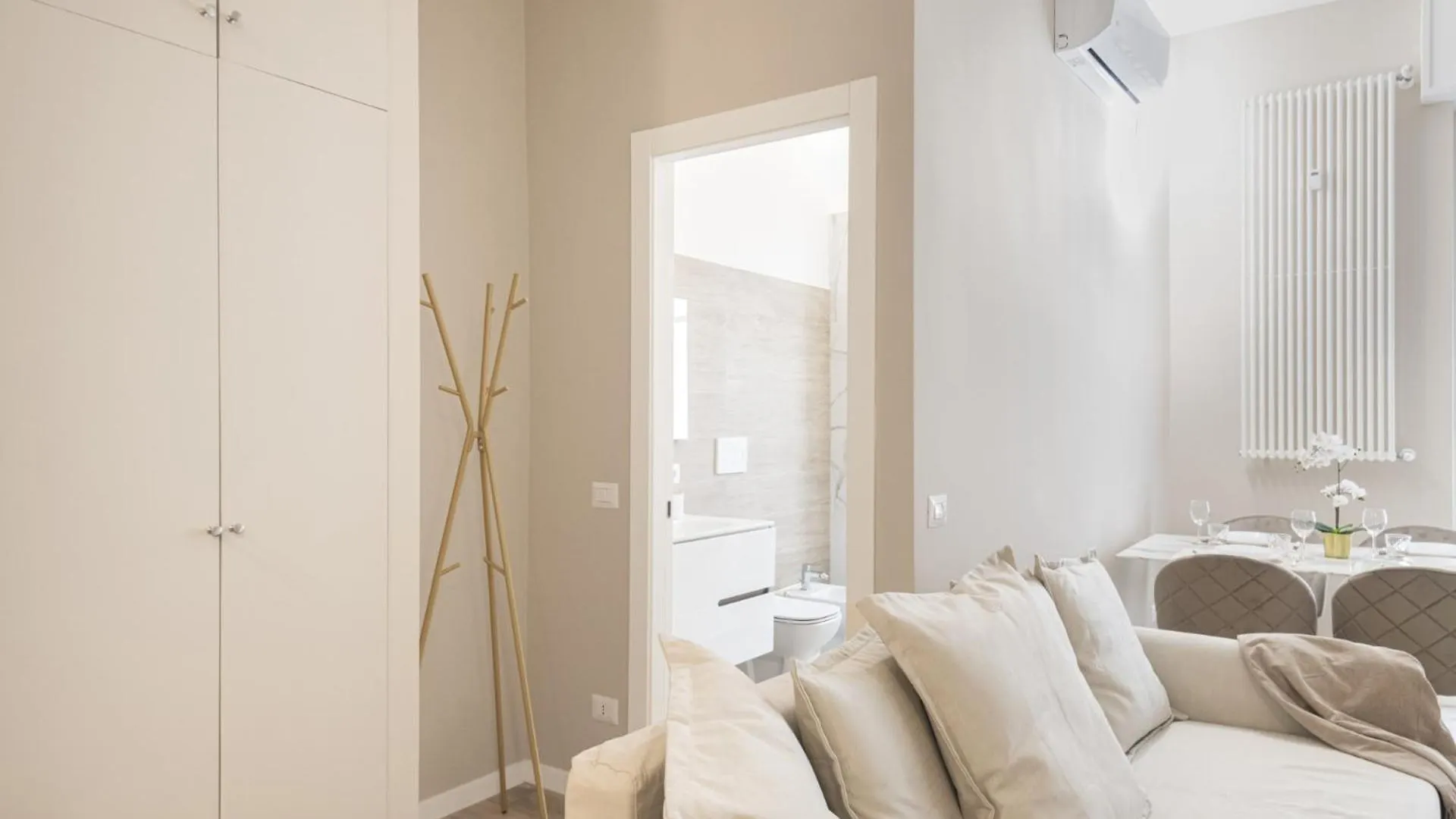 Easylife - Golden Suite Milan Apartment