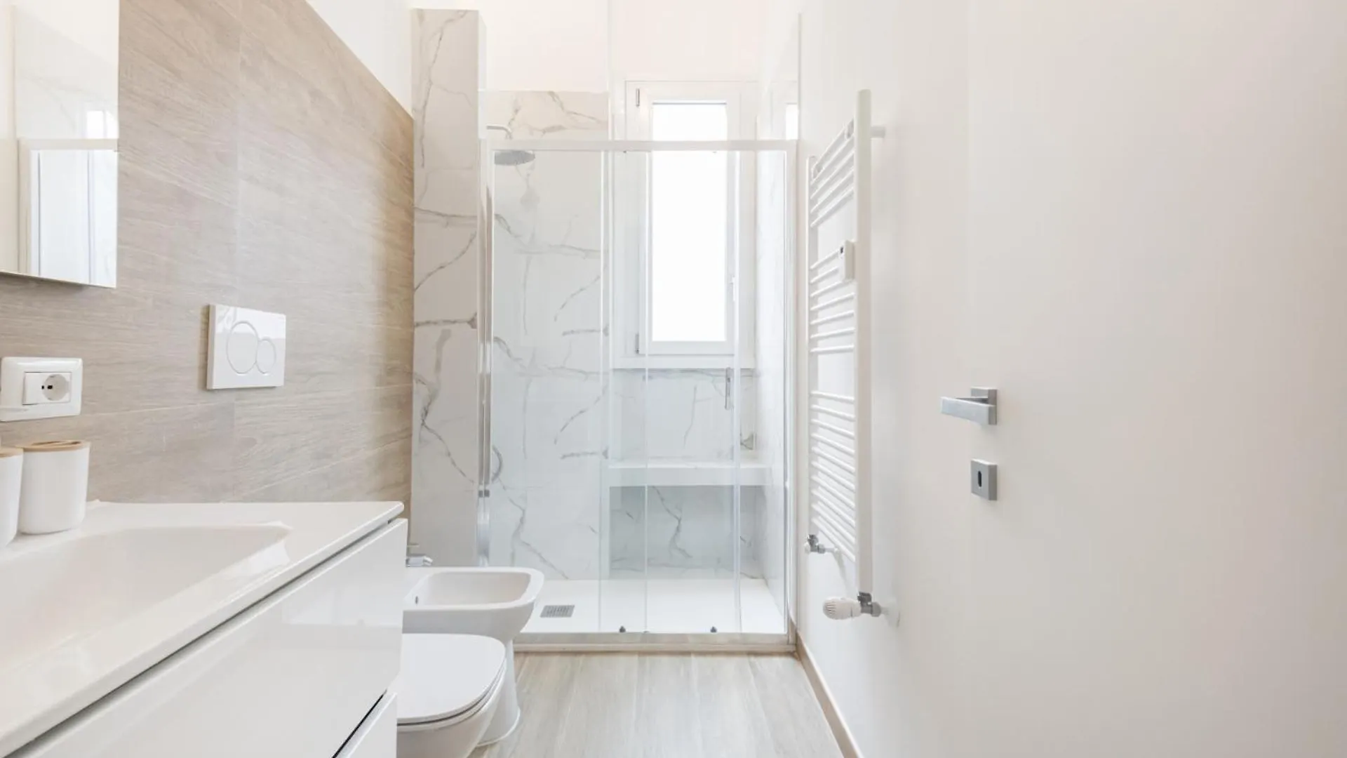 Easylife - Golden Suite Milan